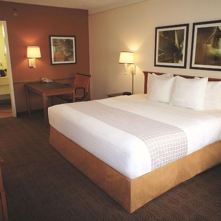 La Quinta Inn By Wyndham Austin Capitol / Downtown Eksteriør billede