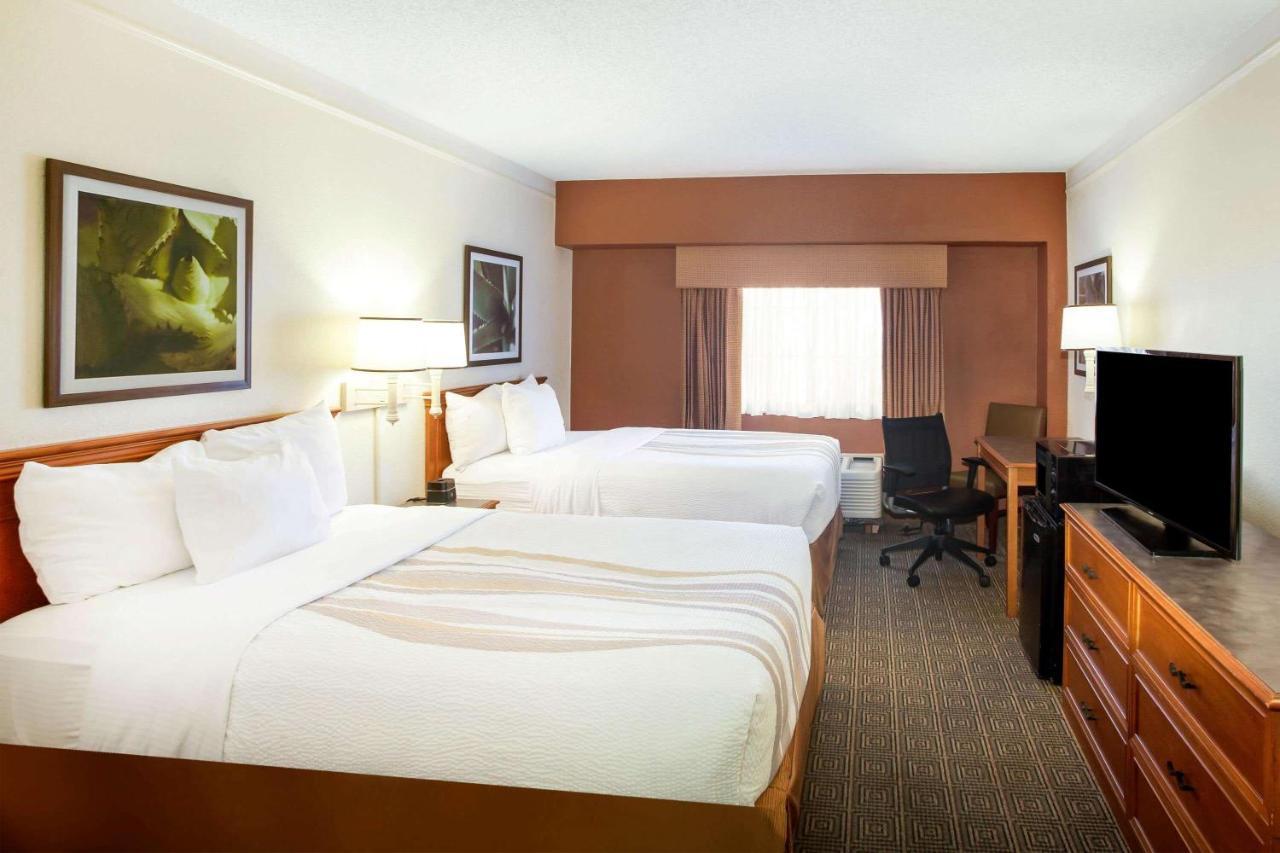 La Quinta Inn By Wyndham Austin Capitol / Downtown Eksteriør billede