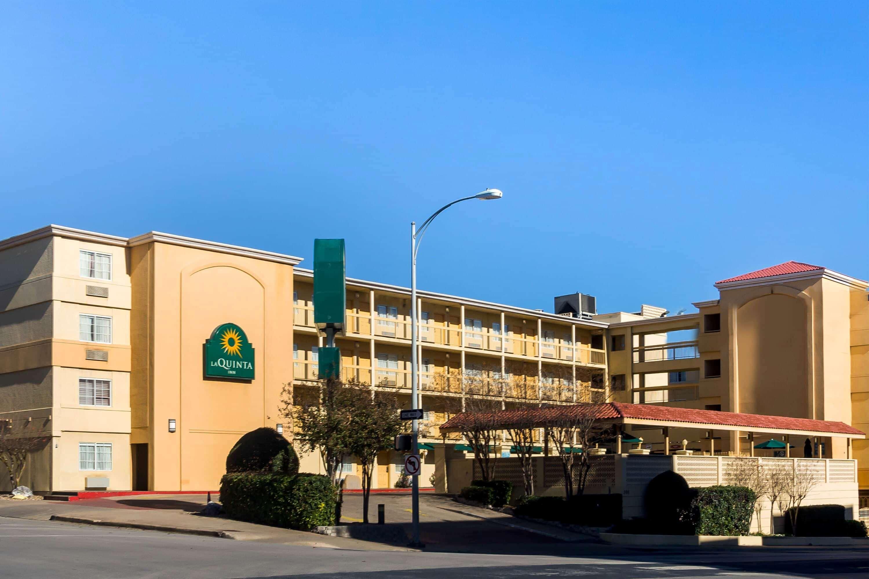 La Quinta Inn By Wyndham Austin Capitol / Downtown Eksteriør billede