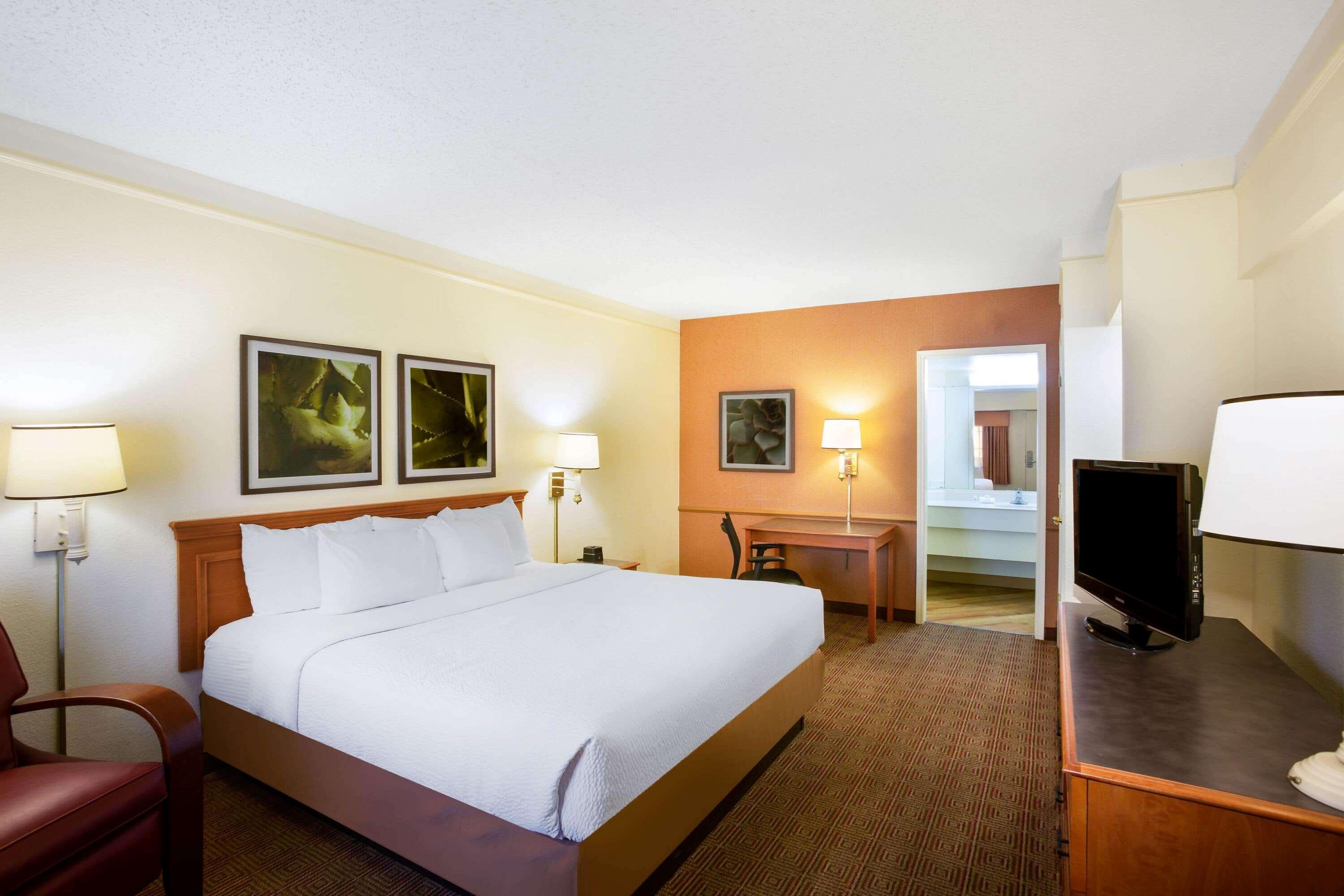 La Quinta Inn By Wyndham Austin Capitol / Downtown Eksteriør billede
