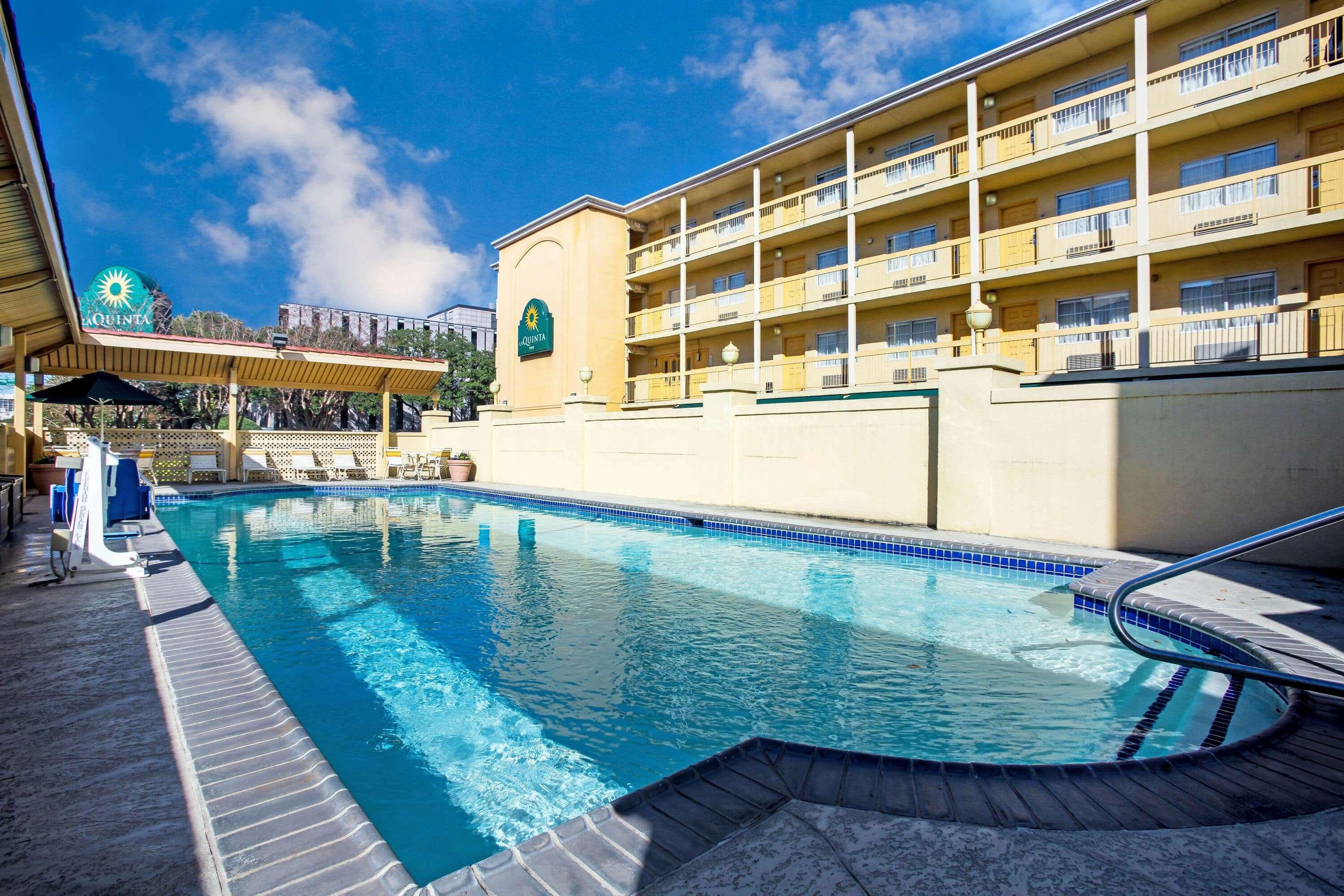 La Quinta Inn By Wyndham Austin Capitol / Downtown Eksteriør billede